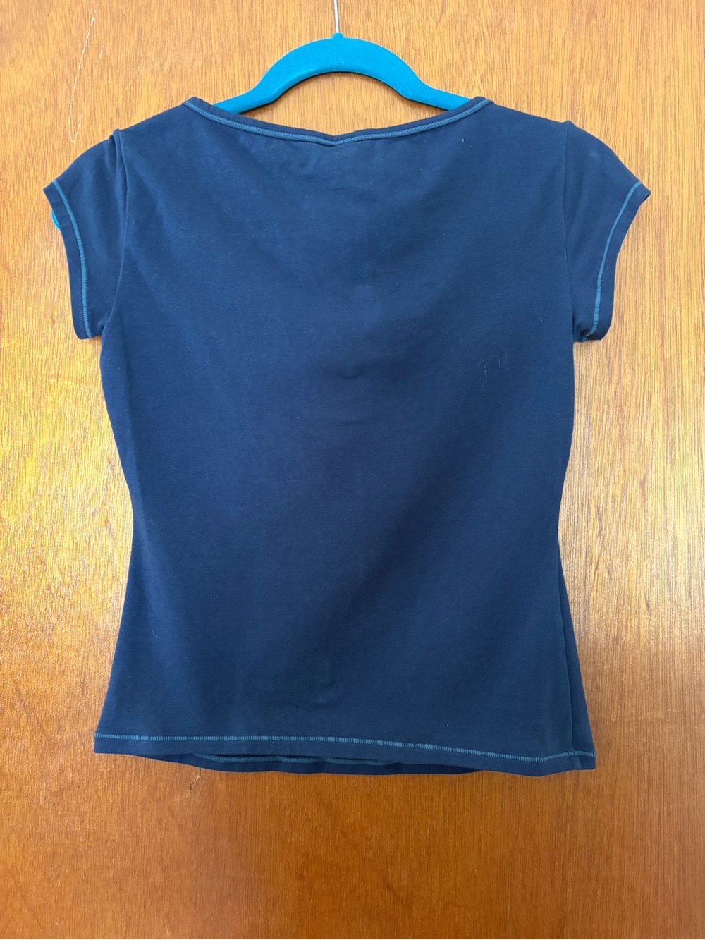 Medium SKIMS Navy Jersey Scoop Neck Short Sleeve Shirt - Picture 3 of 10